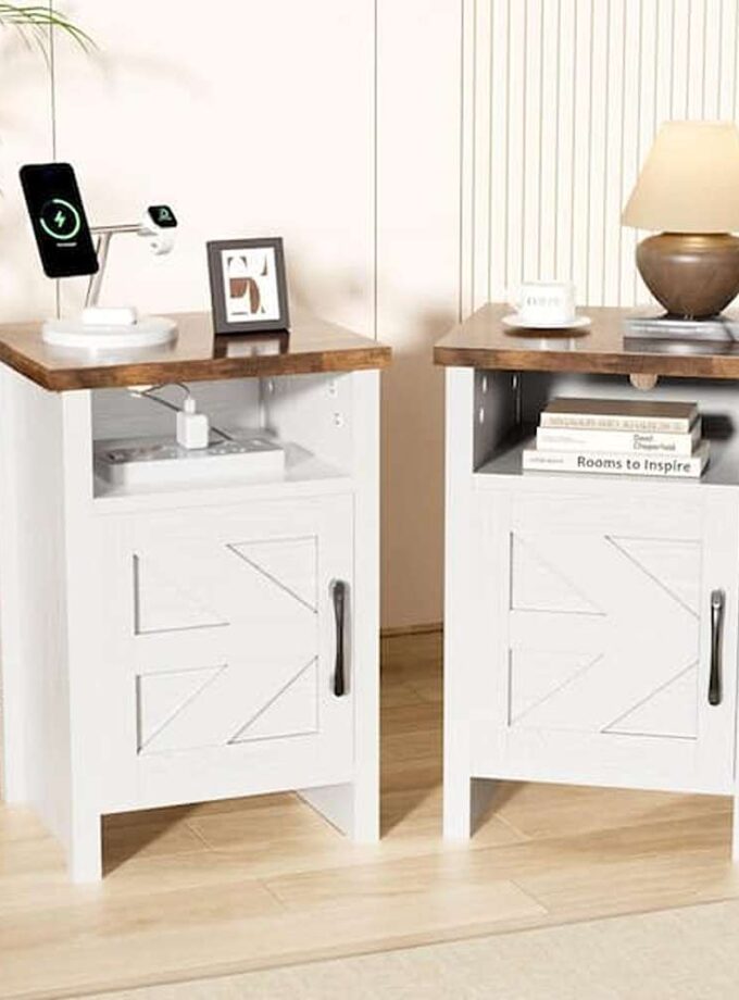 Farmhouse Modern Nightstand with Shelf and Barn Door, for Bedroom, Oak